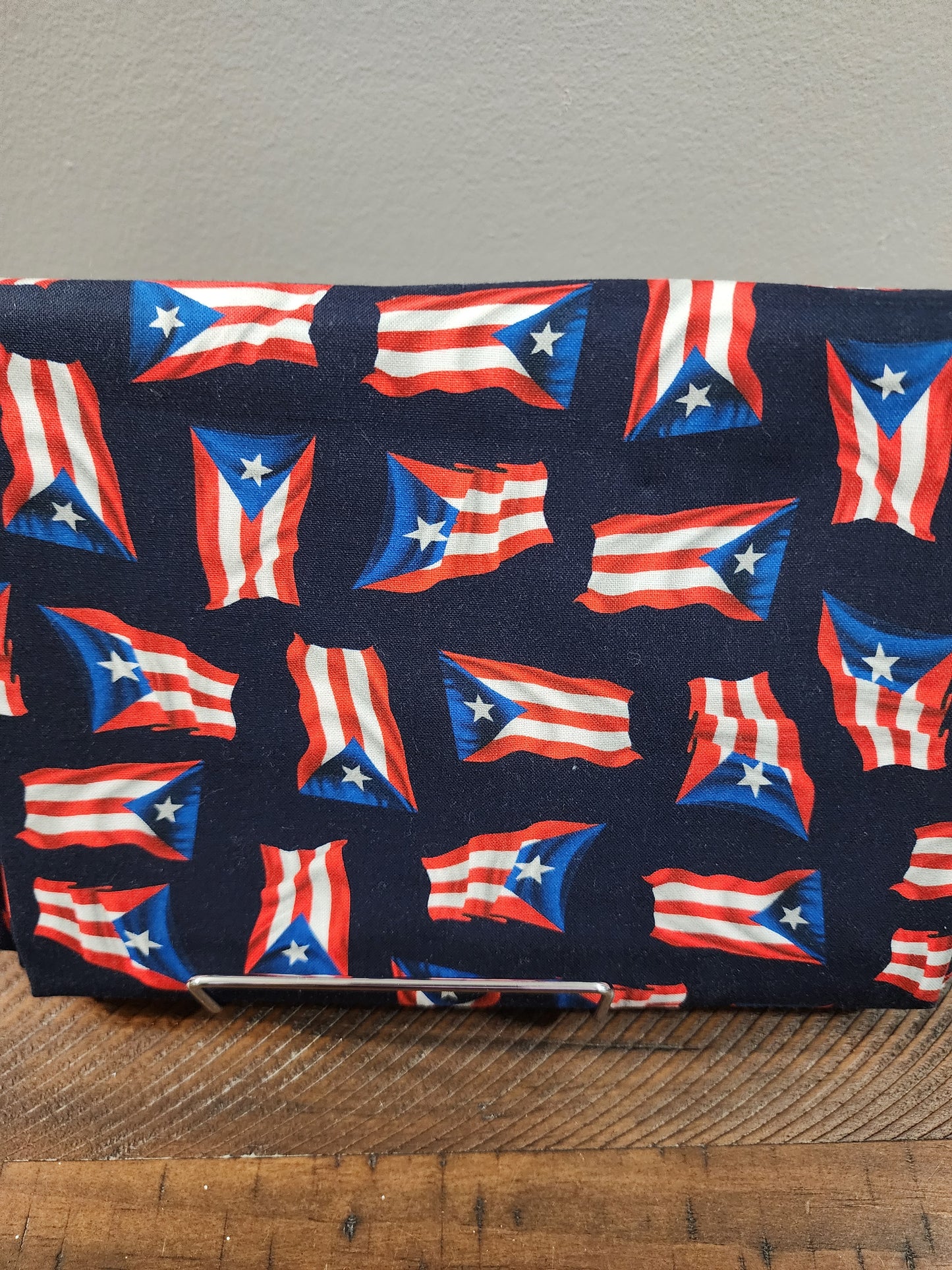 Bowl/plate Koozies (military/flag themed)