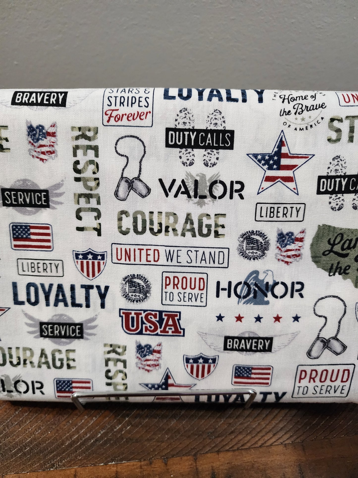 Bowl/plate Koozies (military/flag themed)